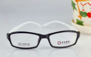 深圳市直通车眼镜怎么样，深圳直通车眼镜店